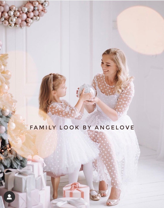 white matching dresses for mom and daughter