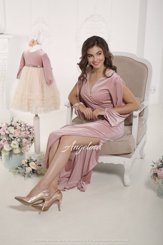Mother and Daughter Matching Dresses for Birthday Party - Photo Shoot Mommy  and Me Outfit - Nude Holiday Dress - Etsy