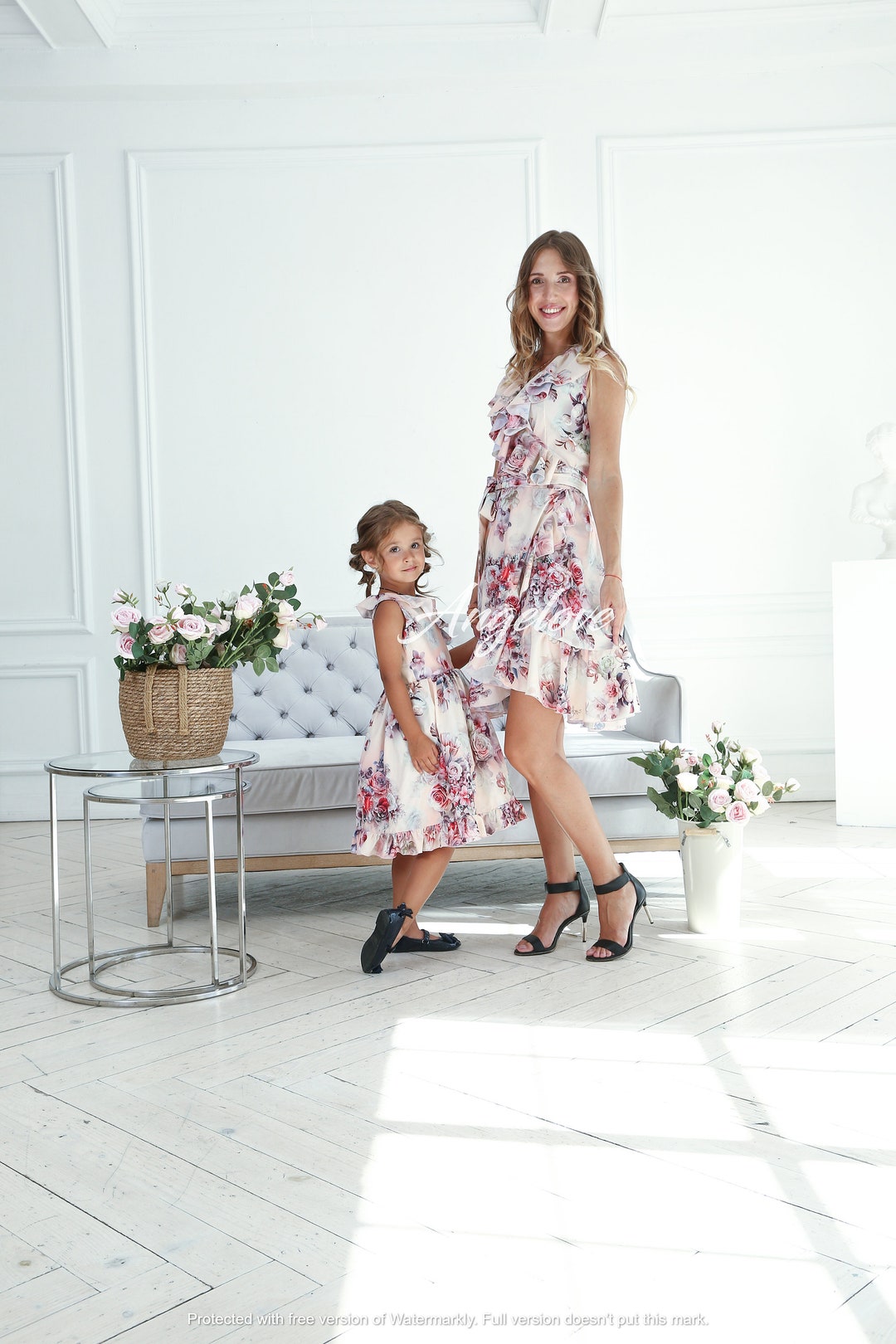 chiffon dress with sleeves Elegant Wedding Guest Short and High-Low Hem Zara + Leather Look Size:XXSMALL gray
