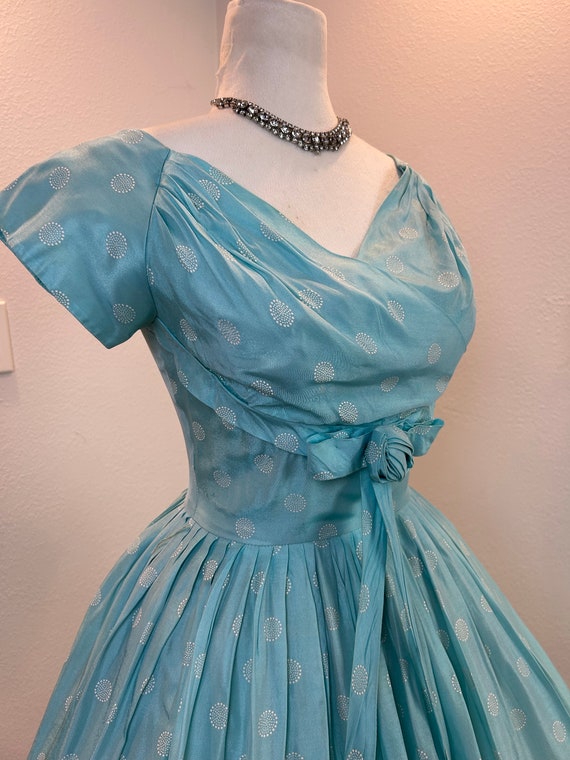 1950s dress / 50s dress / 1950s fit and flare / 1… - image 2