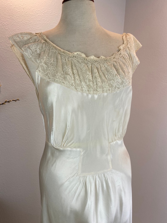 Vintage 1930’s Cream Slip Dress