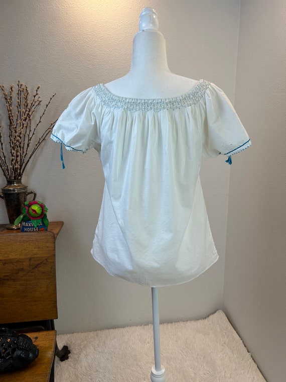 Vintage Embroidered Hungarian Blouse, Floral Peas… - image 7