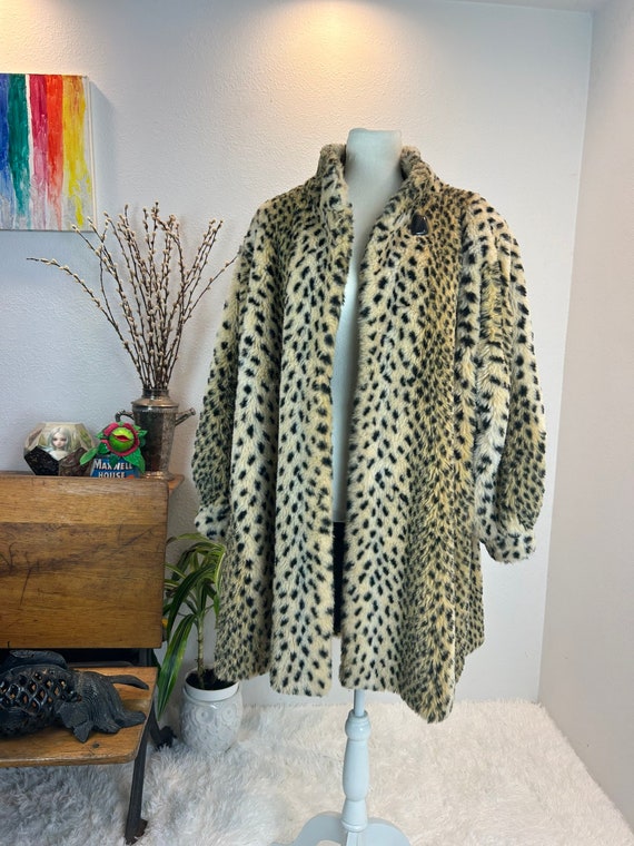 1980s coat / 1980s faux fur coat / 1980s leopard … - image 10