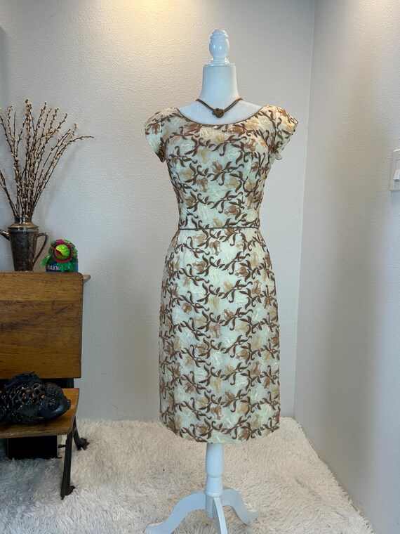 1950s Dress / 50s Dress / 1950s Cocktail Dress / 1950s wiggle dress / 50s  wiggle dress View 3