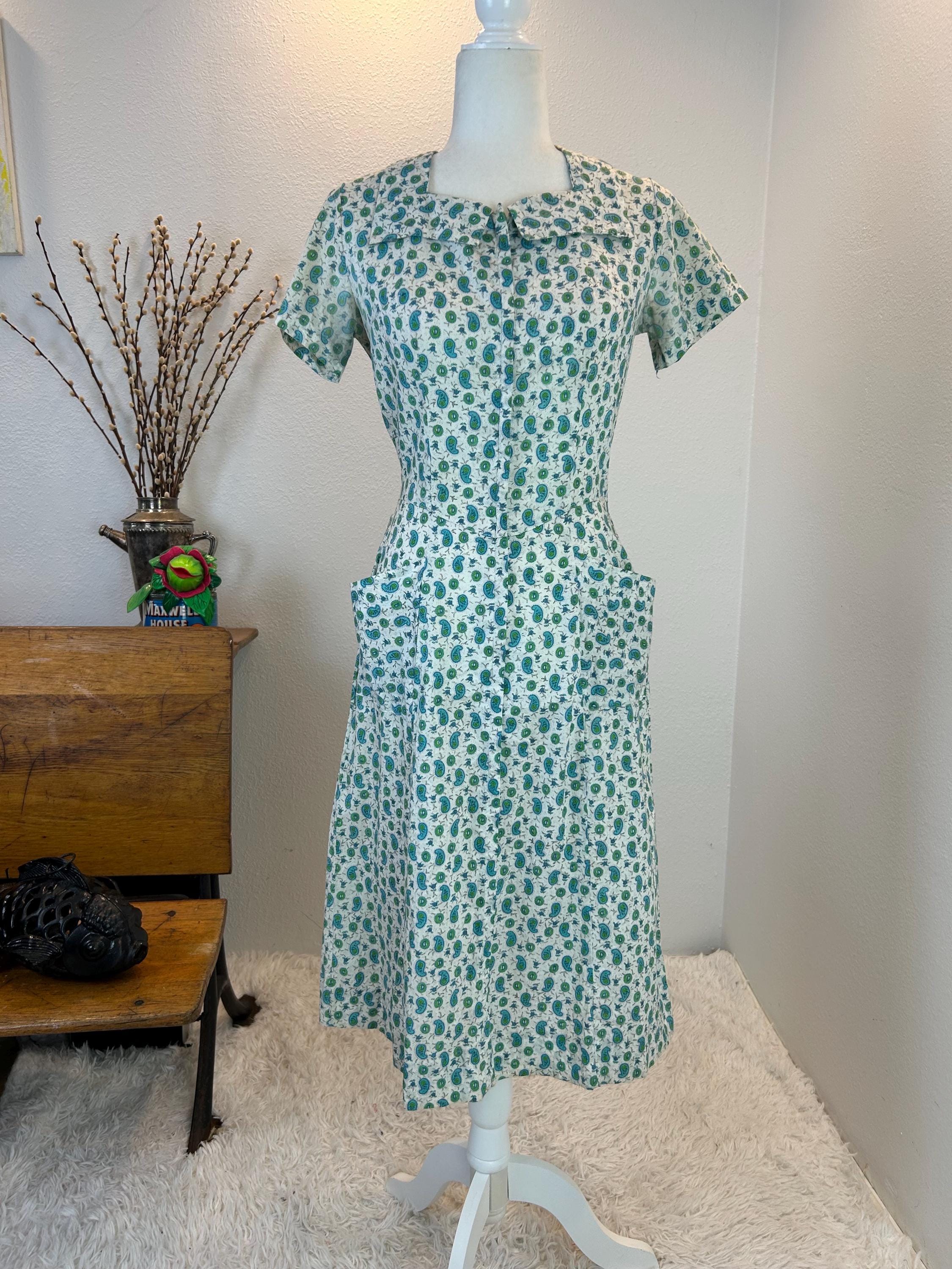 1940s Zip Front Dress – Vintage Cotton House Dress, 30-32 Inch