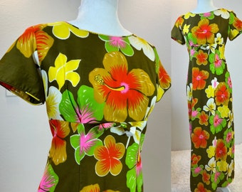 1970s Hawaiian Dress /  vintage Hawaiian dress / vintage Polynesian dress / Hawaiian dress / Vintage Hawaii / size XL