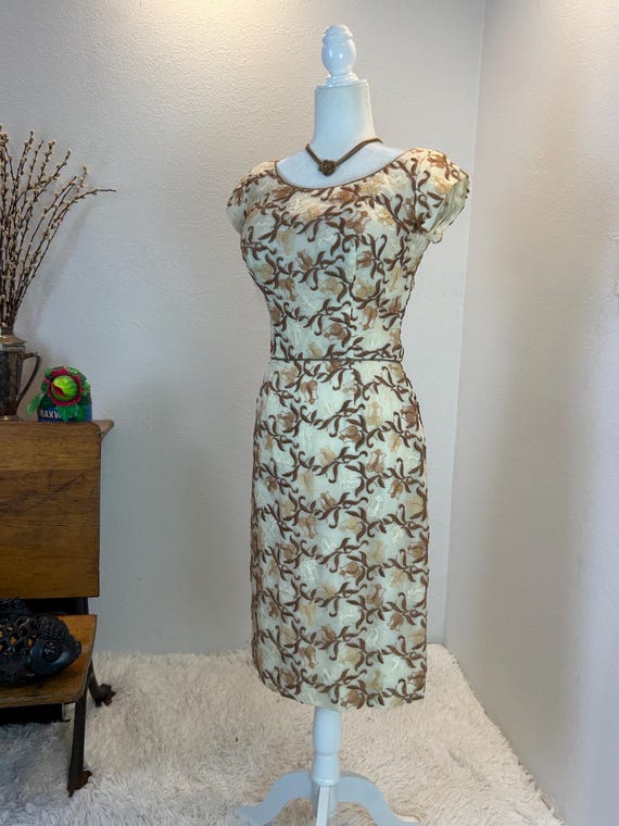 1950s Dress / 50s Dress / 1950s Cocktail Dress / 1950s wiggle dress / 50s  wiggle dress