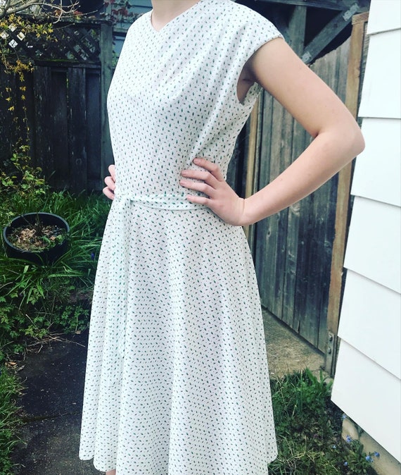 Vintage 1970s dress- Spring Bud print