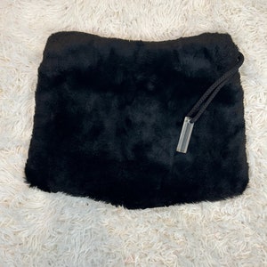 1930 handmuff with lucite / 1940s handmuff / 1940s purse / 1930s fur muff / 1940s fur muff / 30s purse / 40s purse image 4