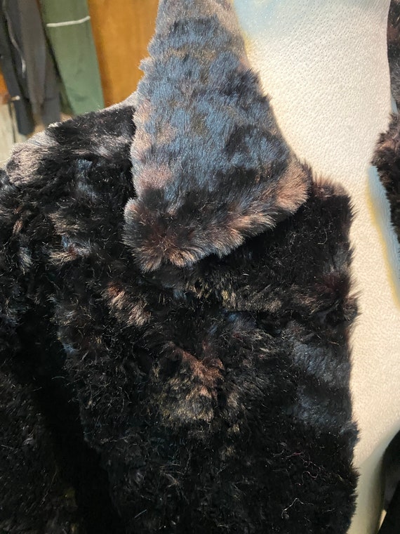 Vintage 1940’a Fur Capelet - image 10