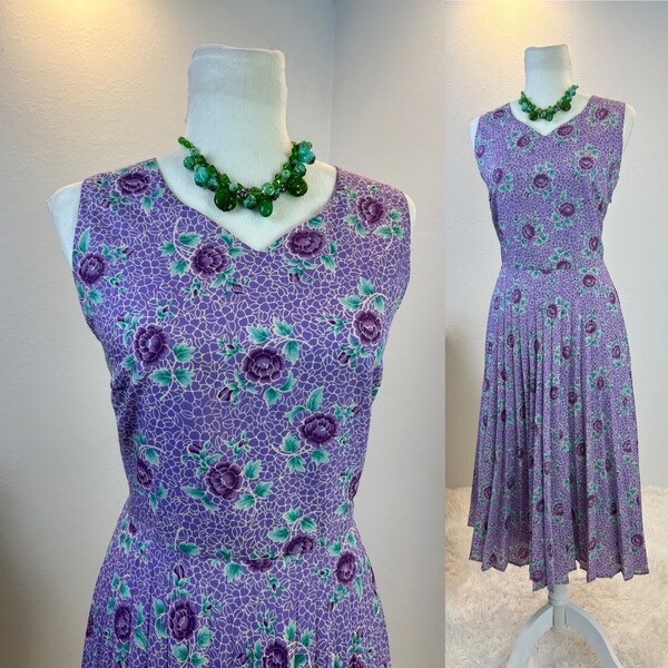 1980s Dress / 80s  Dress / 1980s fashion / vintage dress / 80s style / 1980s does 1940s dress / vintage purple floral dress