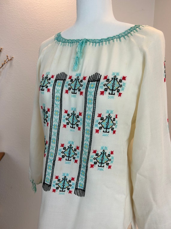 Vintage Embroidered Hungarian Linen Blouse - image 5
