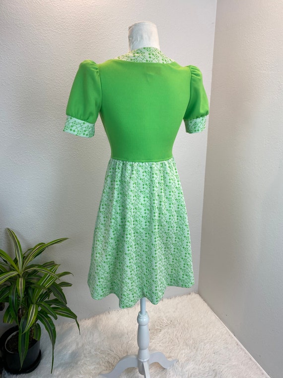 1960s lime green dress / 60s dress / 1960s mod / … - image 6