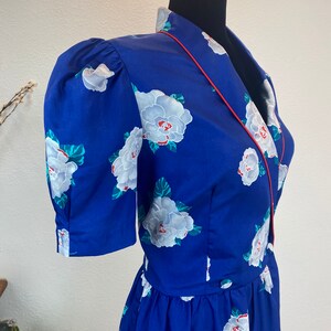 1980s Dress / 80s Dress / 1980s Floral dress / vintage wrap dress image 4