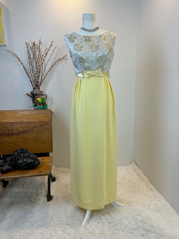 green emerald velvet dress Gold and Silver Sparkle Sleeveless Vienna Dress UK 6 Petite / US 2 Petite