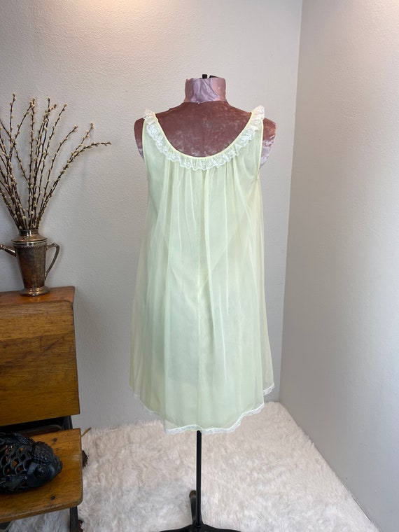 Vintage 1960’s Sunshine Nightgown - image 4