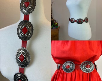 Vintage Concho Belt  / Vintage Western Style Concho Belt  /  Concho Belt / Silver Concho Belt / Concho leather belt