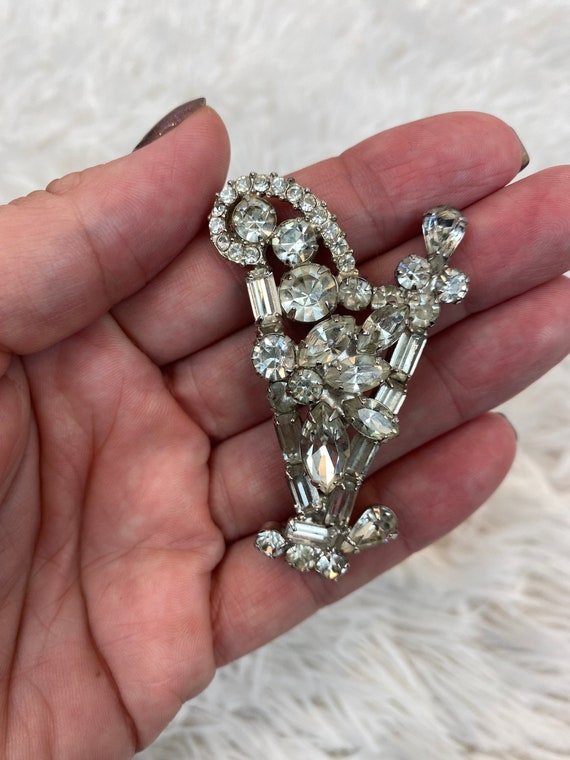 Vintage Brooch / 1950s rhinestone brooch / mid ce… - image 2