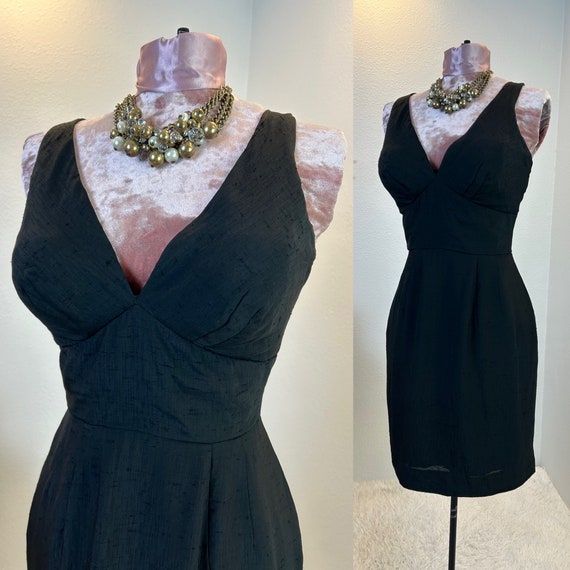 1950s Dress / 1950s LBD dress / 1950s Bombshell d… - image 1