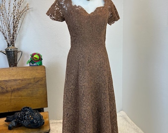 Vintage 1940s Brown Lace Dress