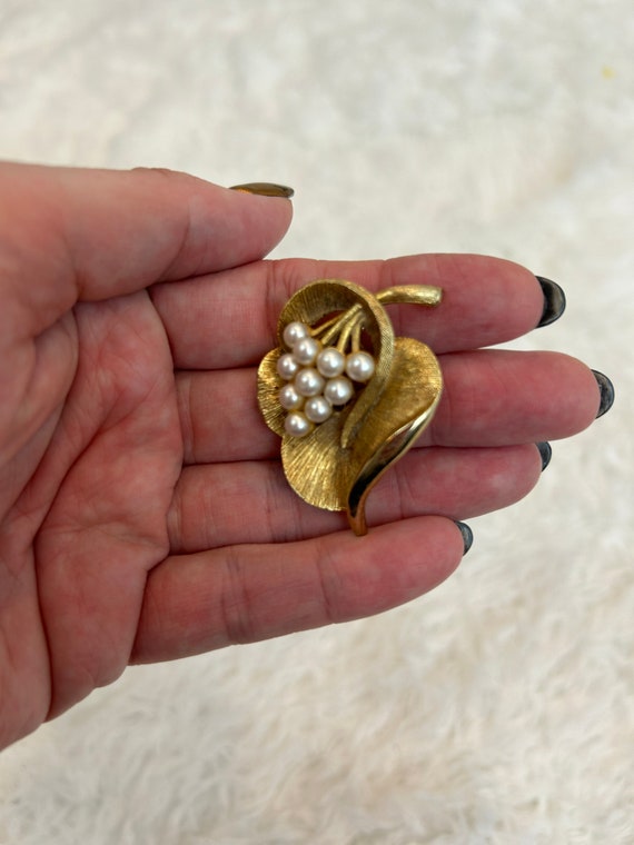 1950s brooch / mid century brooch/ Leaf Brooch - image 1