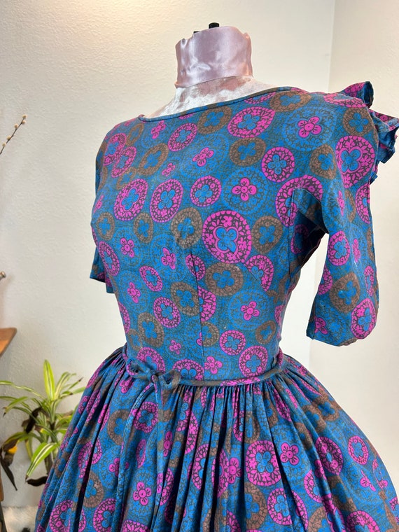 1960s dress / 60s dress / 1960s fit and flare dre… - image 2