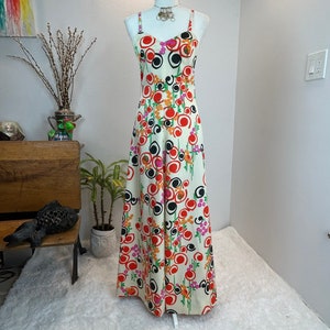 1970s dress / 70s dress / 1970s maxi dress