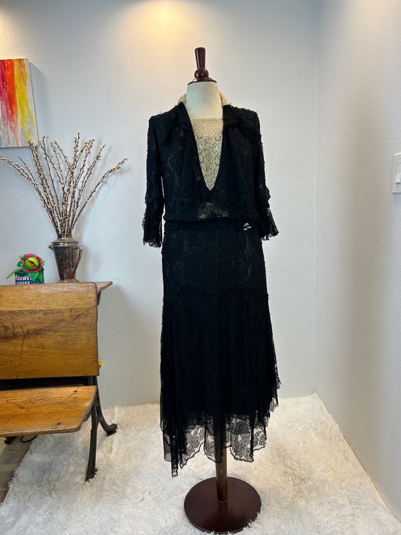 1920s Black Lace Dress: Antique Flapper Goth Style 1920s Black Lace Dress: Antique Flapper Goth Style