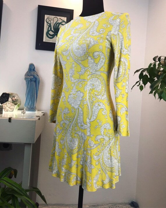 Vintage 1960s Psychedelic Paisley Dress