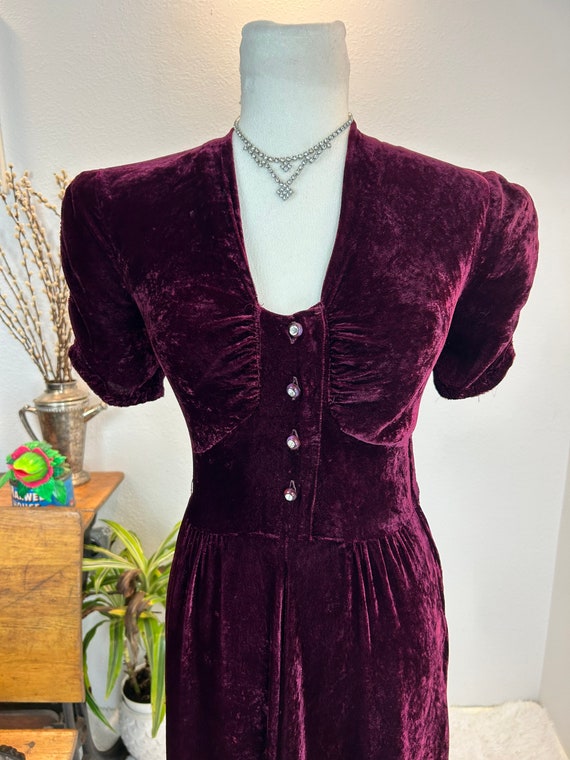 1940s dress / 40s dress / 1940s velvet dress - image 2