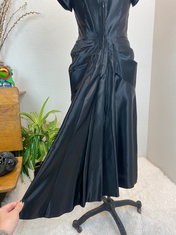 1940s Dress / 40s Dress / Black Liquid Satin with… - image 8