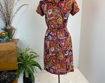 1960s Paisley Mod Dress with Belt, Ruffled Collar