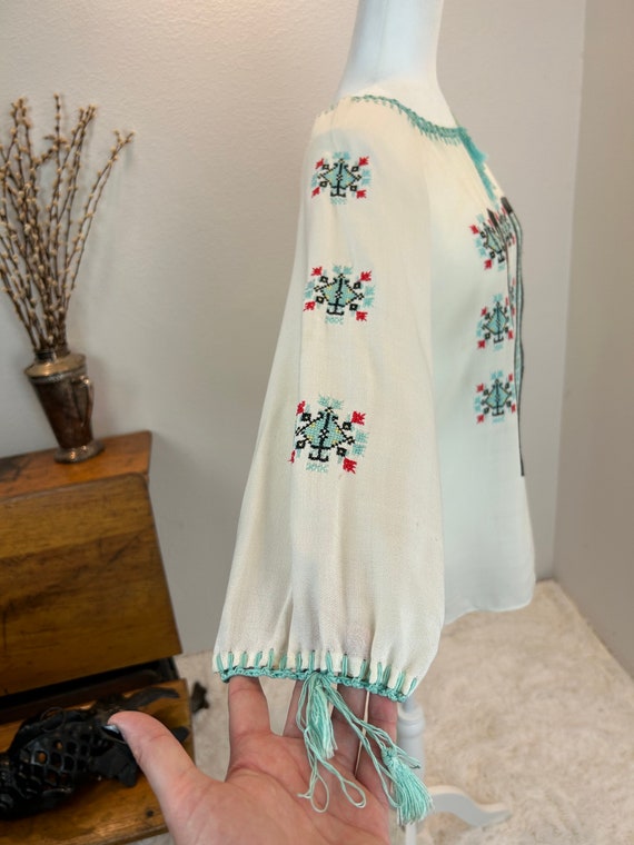 Vintage Embroidered Hungarian Linen Blouse - image 3