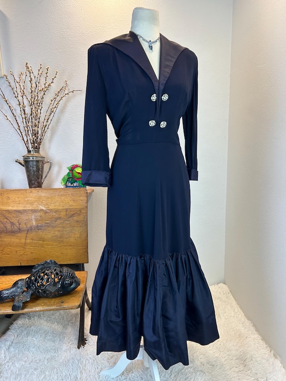 navy blue illusion dress Large 1950s Navy Blue Illusion Neckline Cocktail Dress Lace Taffeta Evening VTG
