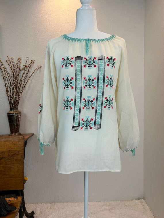 Vintage Embroidered Hungarian Linen Blouse - image 2