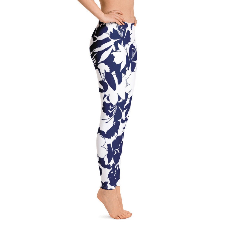 Designer Leggings Handmade Yoga Leggings Exercise Leggings All-Over floral Print Leggings Women/'s Leggings Blue and White