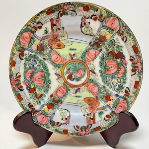 Mid to Late 20th Century Famille Rose Medallion Plate