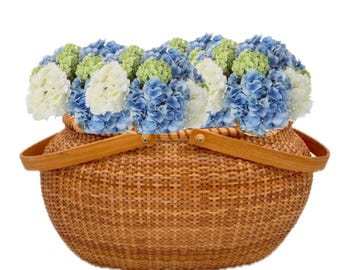 Vintage Nantucket Basket: Large Oval Gourd-Shaped Woven Basket