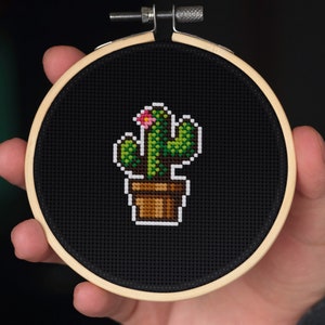 Patrón de punto de cruz Mini Cactus, descarga PDF, Tiny Cactus