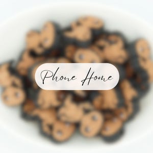 Phone Home Dude PVC Focal Bead *2 & 5 Bead Packs* | Character Bead | DIY craft projects | Pen Beads| Washable beads