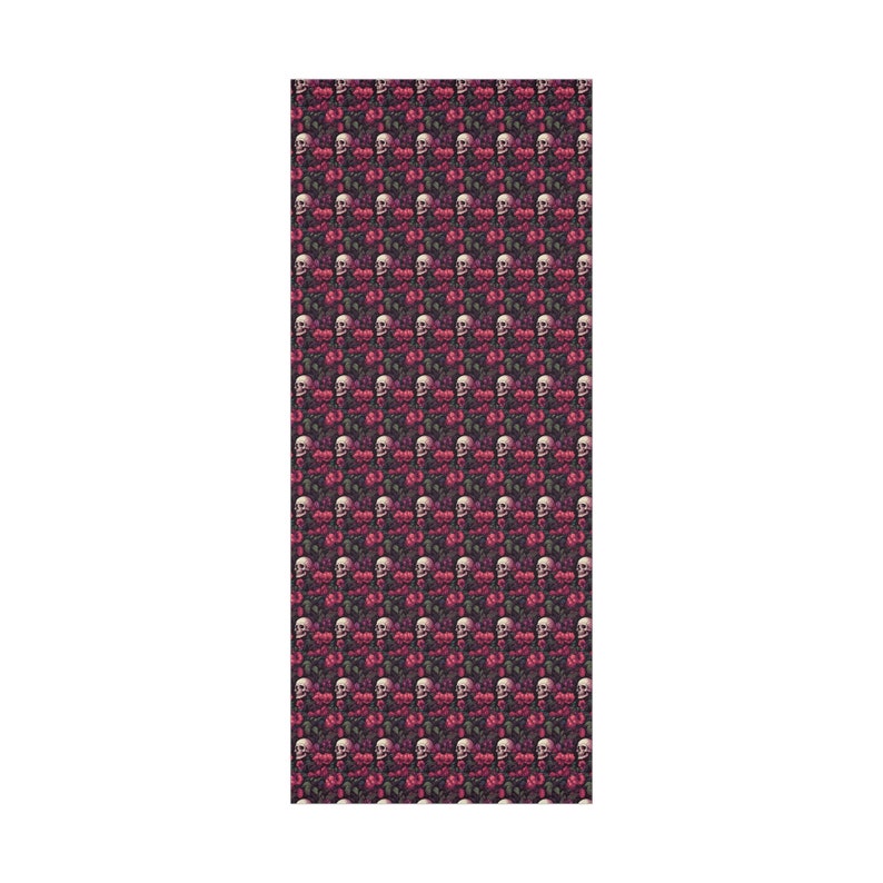 Papel de regalo gótico / Papel de regalo gótico / Patrón tropigótico de calavera y flores / Floral espeluznante / Rollo de papel de regalo / Papeles de regalo imagen 3