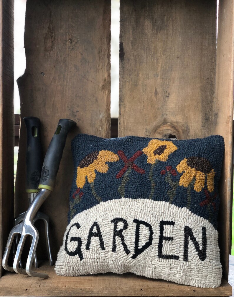 Kit Garden Flowers Hook Rug Pillow Kit Etsy