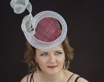 3D Percher Hat with 9" diameter crinoline disk