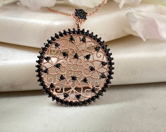 短期掲載中！Llife CASCADE PENDANT NECKLACE