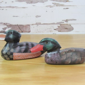 2 Wooden Mallard Duck Decoys - Male and Female Mating Duck Pair Hand Painted & Carved from Wood - Approx 5.5&quot; Long
