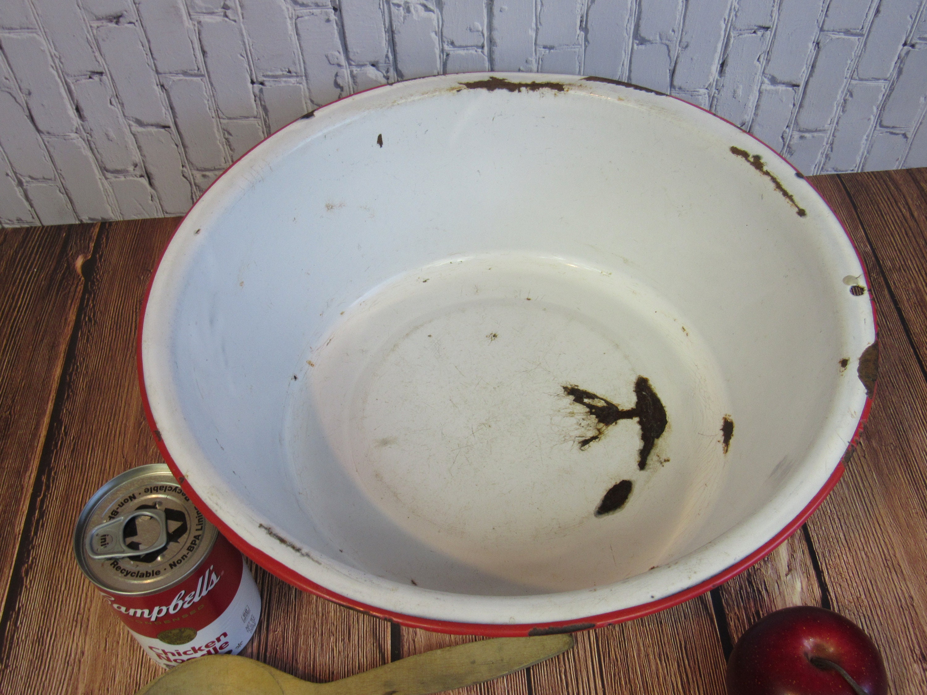 Old Enamelware Wash Tub 15 Diameter Round White Dish Etsy