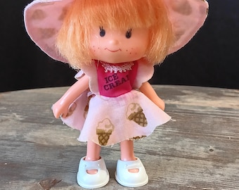 1980s Milkshake Doll "Ice Cream Is My Favorite Thing" - Vintage Strawberry Shortcake Clone Knock Off Doll in Pink Dress & Hat