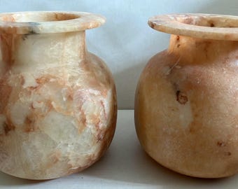 Museum Replica Beautiful Egyptian Hand Carved Alabaster Vase With or Without Lid (6 x 6 inches)