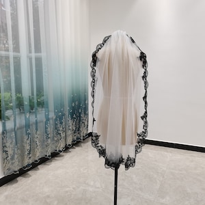 White Or Ivory One Layer Veil Bridal Wedding Veil Black Lace Edge Trim Veil Elegant Bridal Wedding Veil + Comb