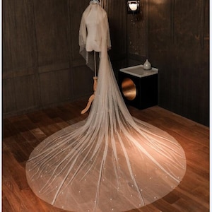 Two layer veil pearl veil /ivory veil / white cathedral veil With Comb